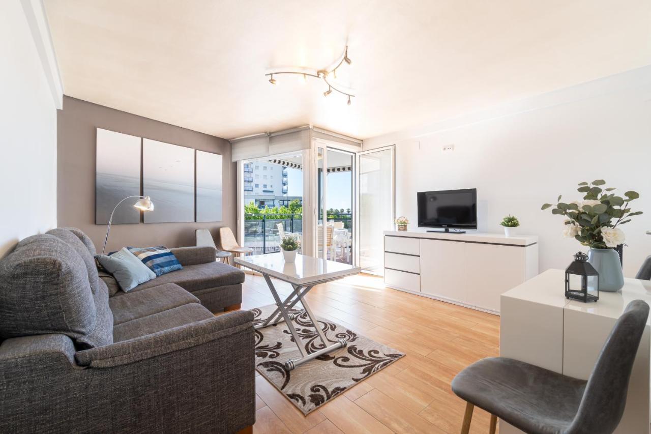 Salou Vista Al Mar Con Parking - 4 Ambientes Apartment Luaran gambar